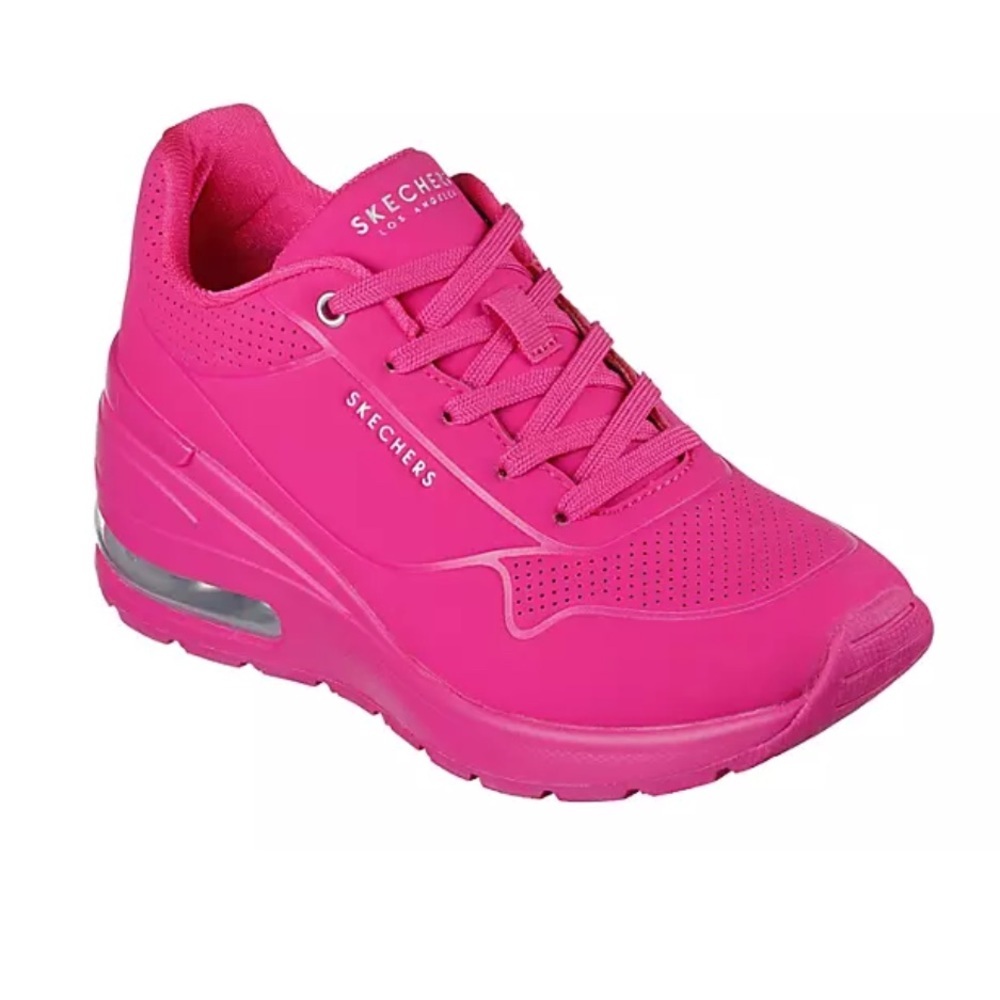 New‎ SKECHERS
WOMENS MILLION AIR ELEVATED AIR SNEAKER